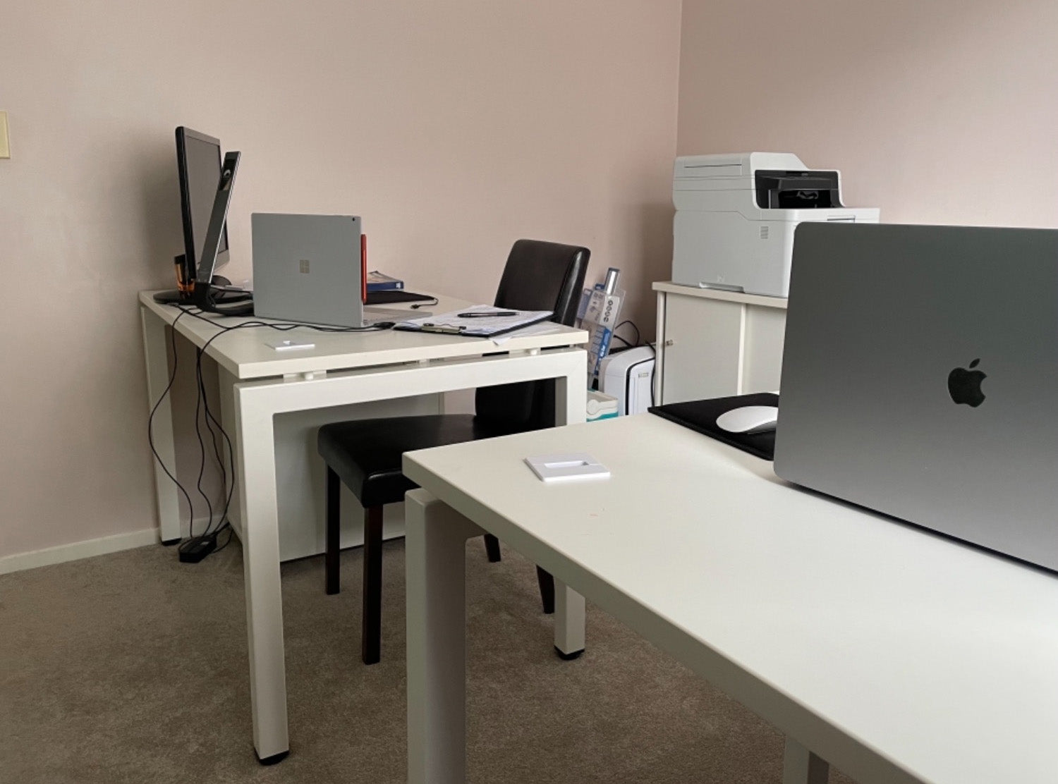 Amount Office What is the Correct Amount of Office Space Per Person? – Uno Furniture | NZ